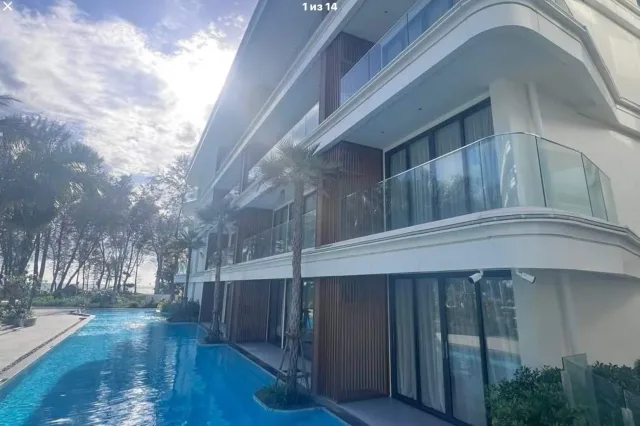 Студия с прямым выходом к бассейну в Sunshine Beach Resort & Residences, Пхукет