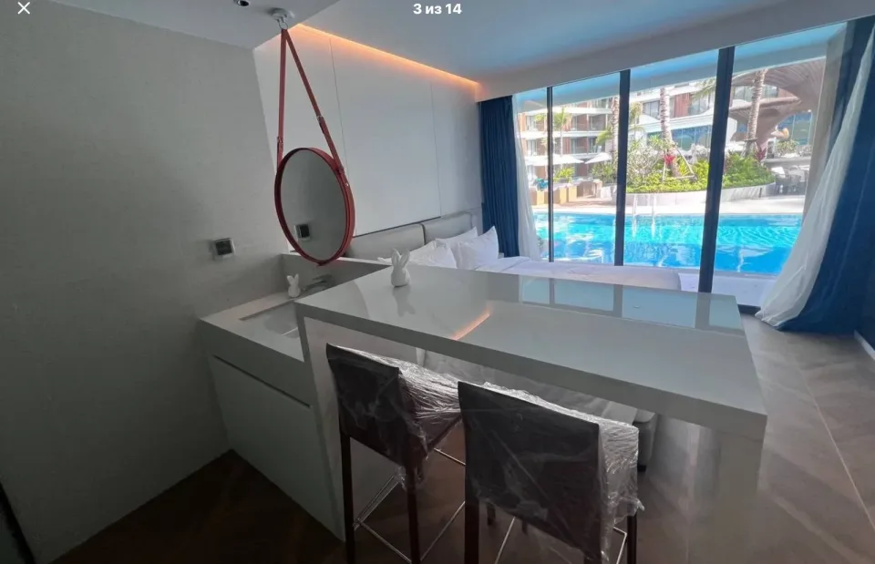 Студия с прямым выходом к бассейну в Sunshine Beach Resort & Residences, Пхукет