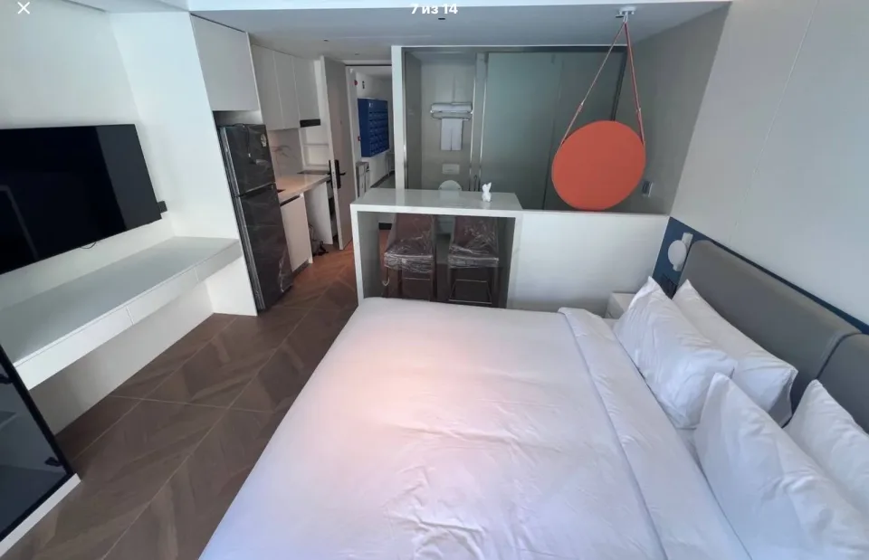 Студия с прямым выходом к бассейну в Sunshine Beach Resort & Residences, Пхукет