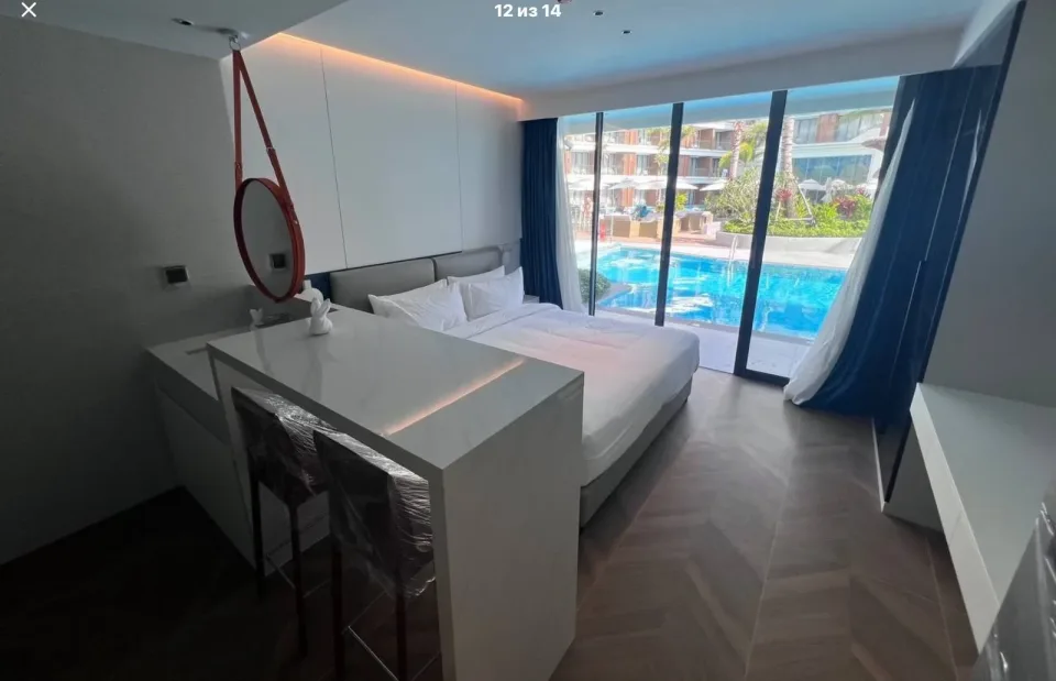 Студия с прямым выходом к бассейну в Sunshine Beach Resort & Residences, Пхукет