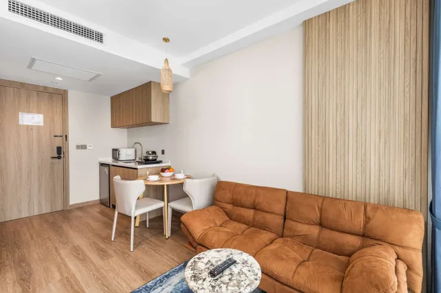 Квартира с 1 спальней и прямым выходом к бассейну в Laya Resort Phuket Phase 1