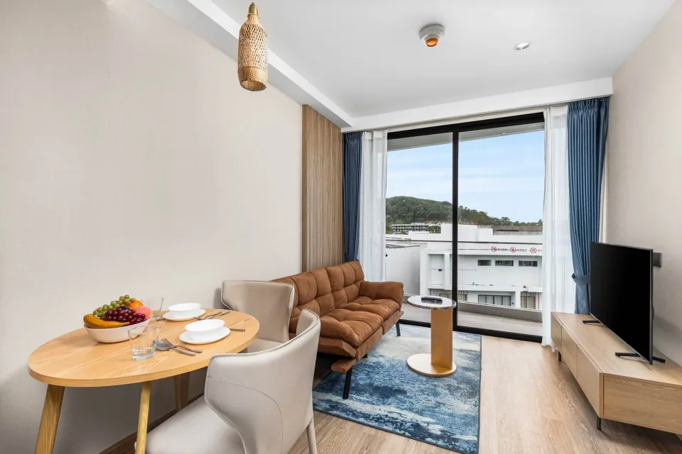 Квартира с 1 спальней и прямым выходом к бассейну в Laya Resort Phuket Phase 1