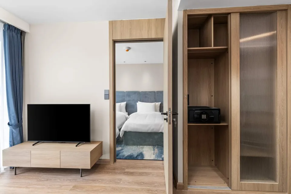 Квартира с 1 спальней и прямым выходом к бассейну в Laya Resort Phuket Phase 1