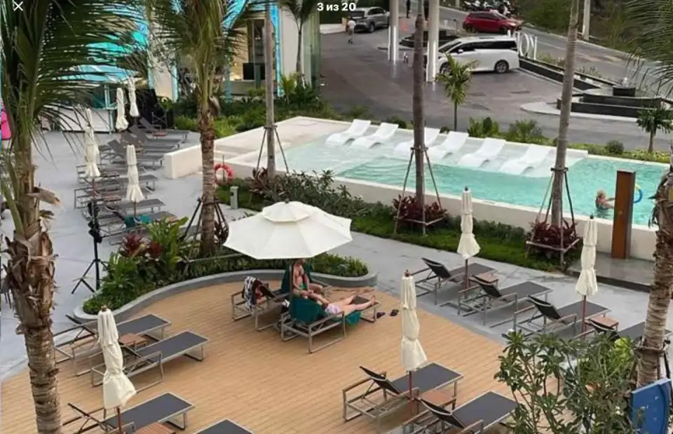 Квартира с 2 спальнями и прямым выходом к бассейну в Sunshine Beach Resort & Residences, Пхукет