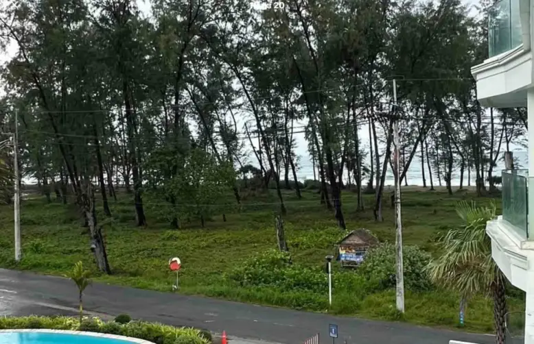 Квартира с 2 спальнями и прямым выходом к бассейну в Sunshine Beach Resort & Residences, Пхукет
