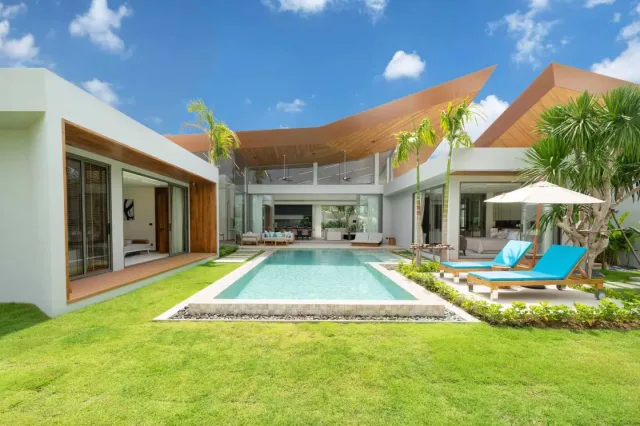 Вилла с 4 спальнями и частным бассейном в Zenithy Luxe — Зенити Люкс, Пхукет