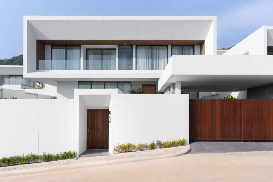 Вилла с 4 спальнями и частным бассейном в Clover Residence, Пхукет