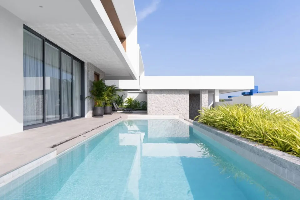 Вилла с 4 спальнями и частным бассейном в Clover Residence, Пхукет