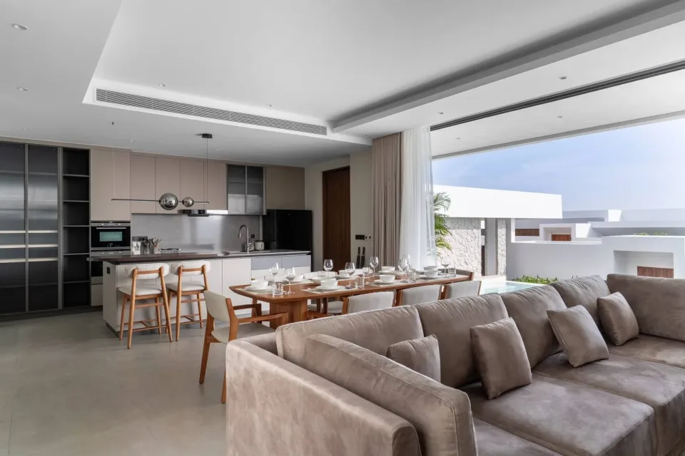 Вилла с 4 спальнями и частным бассейном в Clover Residence, Пхукет