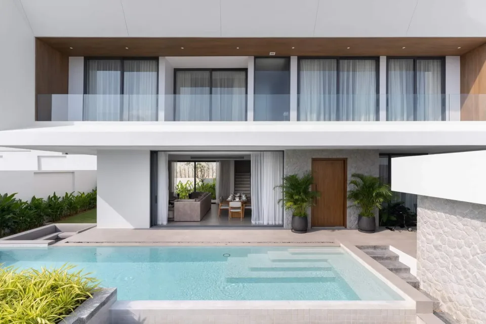 Вилла с 4 спальнями и частным бассейном в Clover Residence, Пхукет