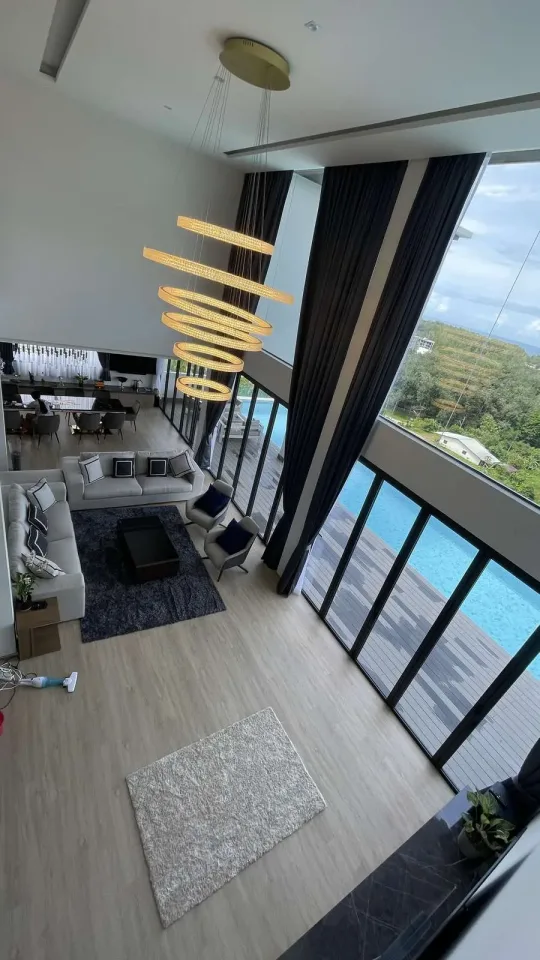 Вилла с 6 спальнями и частным бассейном в Ocean Hills Phuket