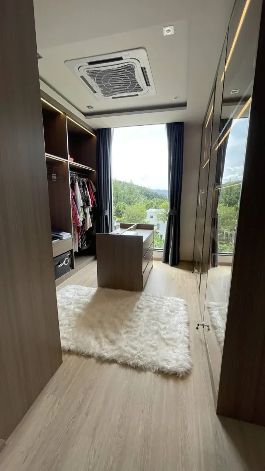 Вилла с 6 спальнями и частным бассейном в Ocean Hills Phuket