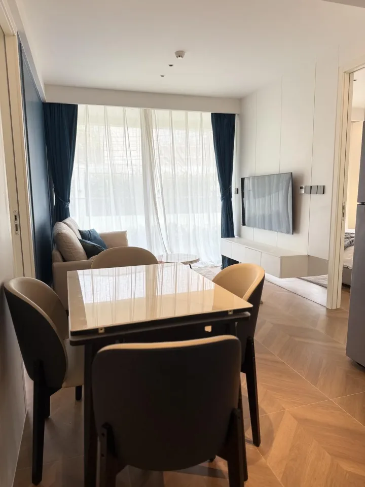 Квартира с 2 спальнями в Sunshine Beach Resort & Residences, Лаян