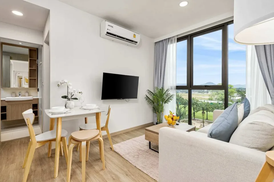 Квартира с 2 спальнями и видом на гольф-поле в Skypark Aurora Laguna Phuket — Скай Парк Аврора