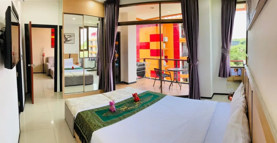 Квартира с 2 спальнями в Nai Harn Beach Condominium, Пхукет