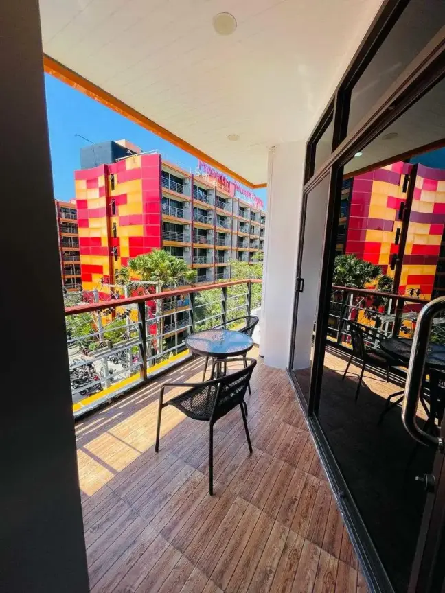 Квартира с 2 спальнями в Nai Harn Beach Condominium, Пхукет