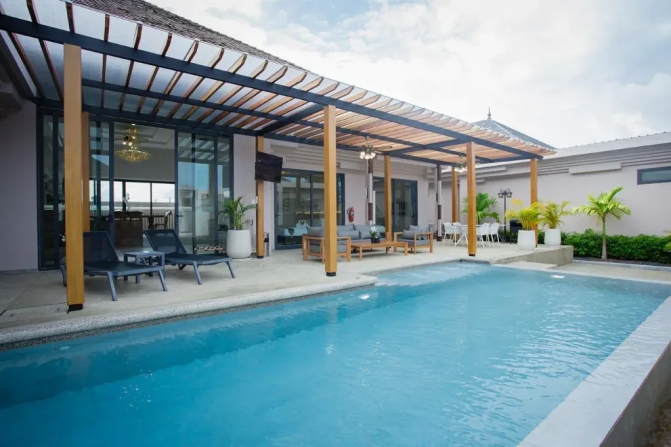 Вилла с 4 спальнями и частным бассейном в Gold Chariot Phuket, Банг Тао