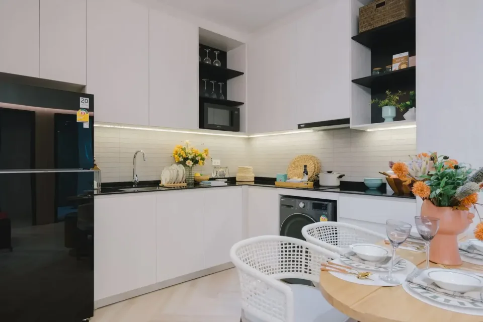1-Bedroom Condo