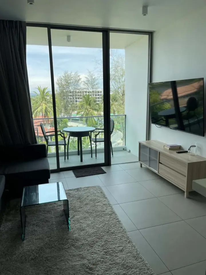 Квартира с 2 спальнями и видом на озеро в Ocean Stone Phuket — Оушен Стоун, Банг Тао