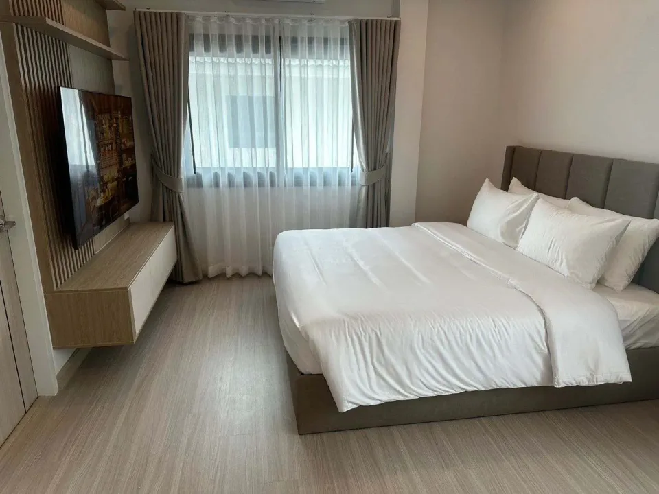Дом с 4 спальнями и собственным садом в Supalai Lake Ville Phuket — Супалай Лейк Вилль