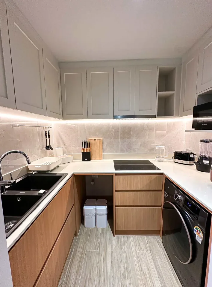 3-Bedroom Condo with Terrace at Laguna Beach Residences Reef, Bang Tao