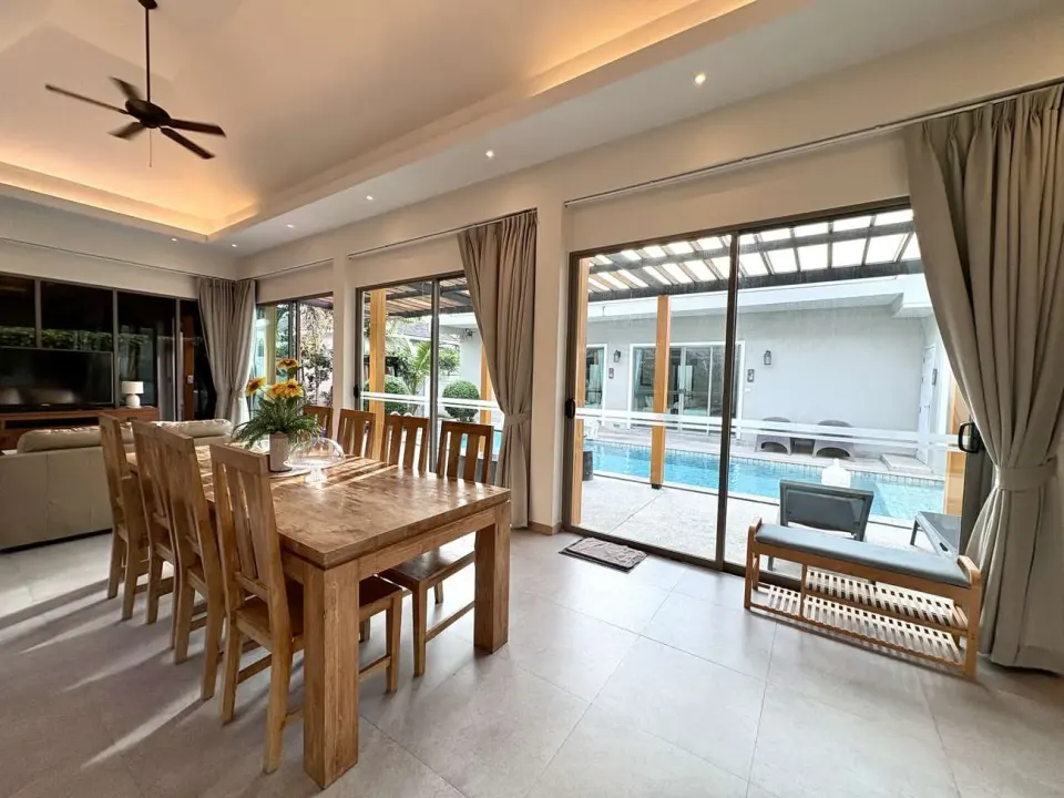 Вилла с 4 спальнями и частным бассейном в Yipmunta Pool Villa, Пасак