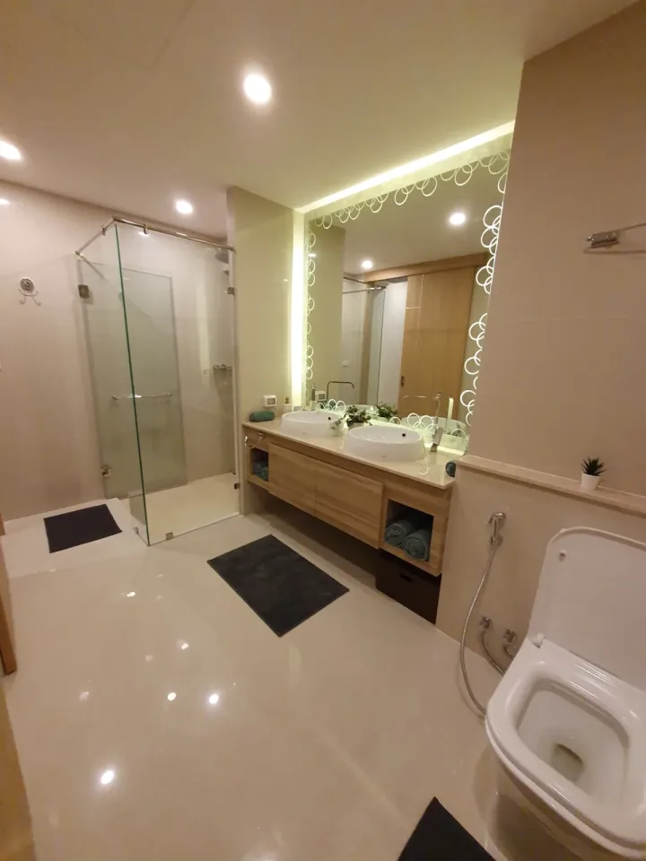 2-Bedroom Condo with Sea View at The Riviera Jomtien, Jomtien