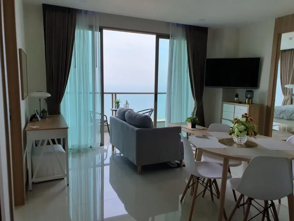 2-Bedroom Condo with Sea View at The Riviera Jomtien, Jomtien