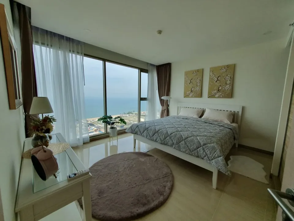 2-Bedroom Condo with Sea View at The Riviera Jomtien, Jomtien
