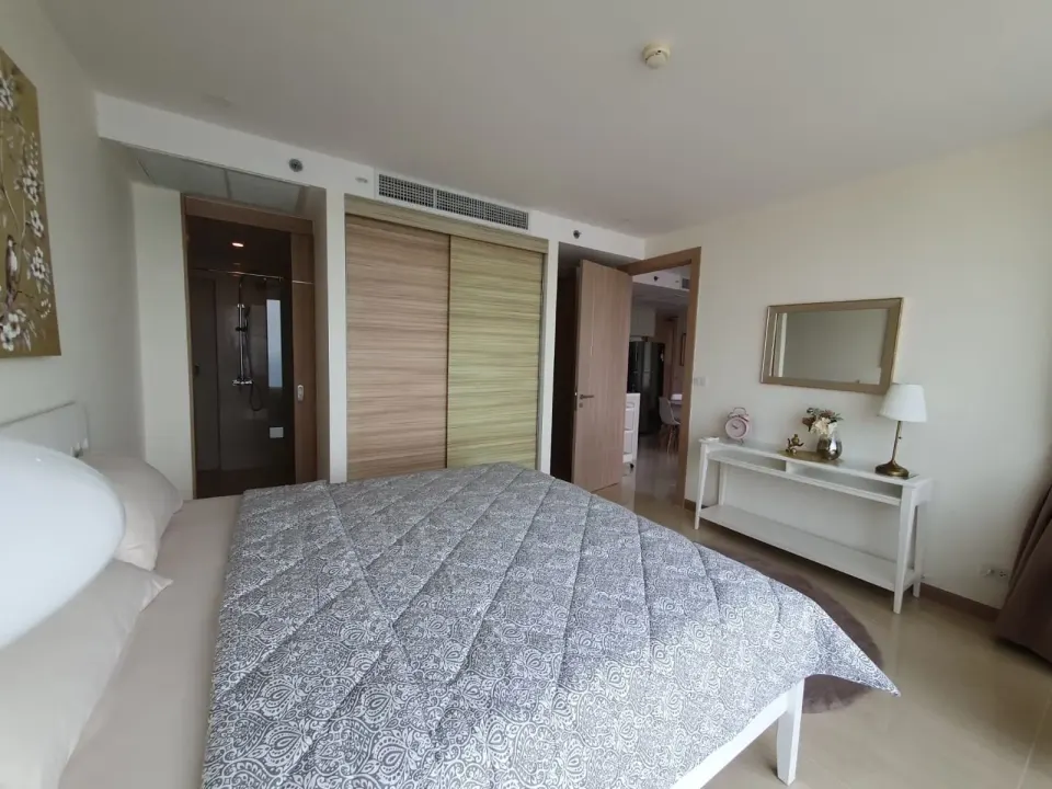2-Bedroom Condo with Sea View at The Riviera Jomtien, Jomtien
