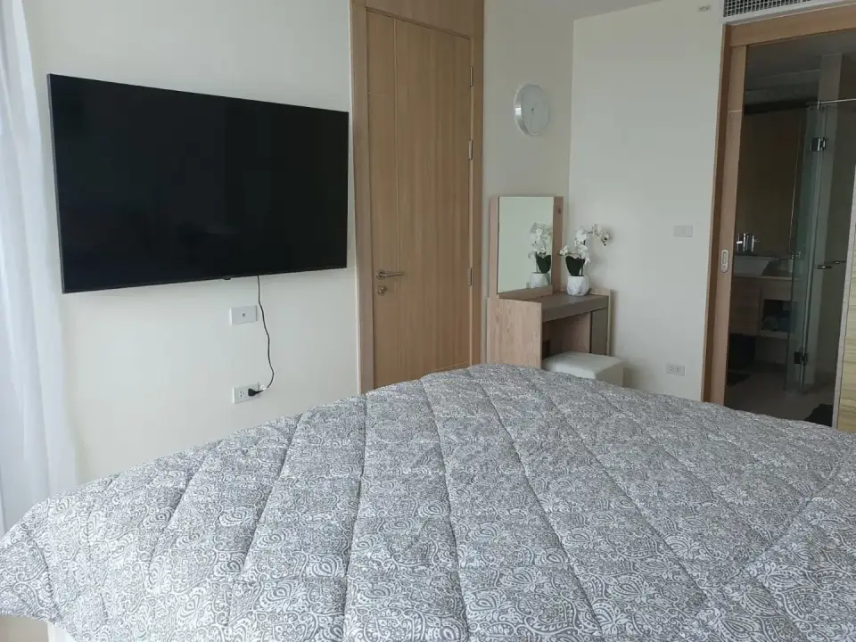 2-Bedroom Condo with City View at The Riviera Jomtien, Jomtien