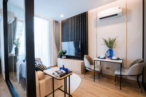 Arise Vibe — modern condominium in Thalang