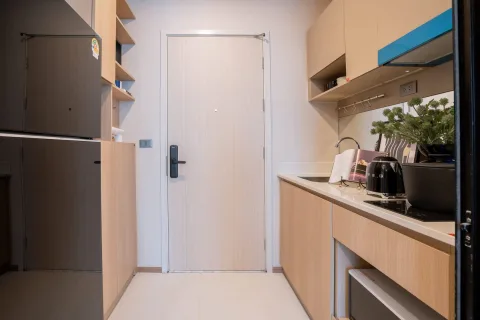 Arise Vibe — modern condominium in Thalang