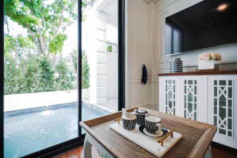 Ocean Horizon Beachfront Condo Pattaya