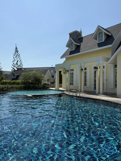 Bristol Park Pattaya