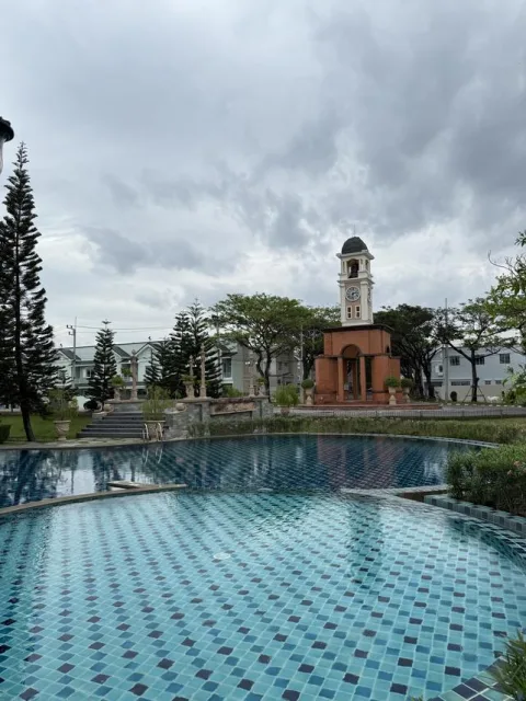 Bristol Park Pattaya