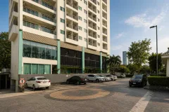 A.D. Condo Hyatt — квартиры в Наклуа рядом с Wongamat Beach — спальня или приватная зона
