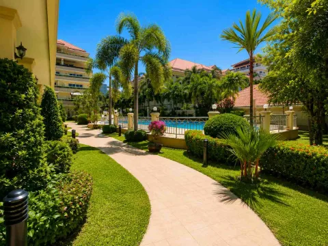 Nordic Park Hill — Pratumnak Condos in Pattaya — shared pool and communal facilities