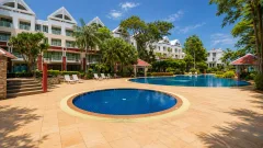 Metro Jomtien Condotel — bathroom and finishing details