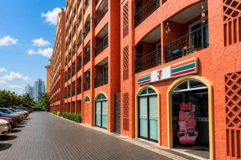 Seven Seas Condo Resort Jomtien — interior living space