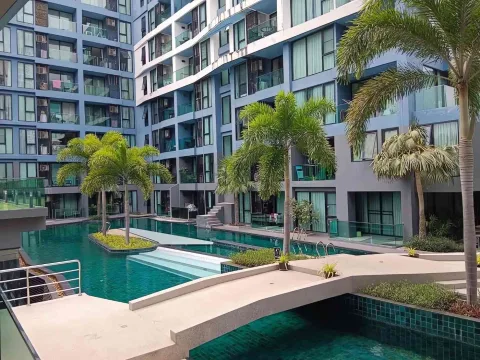 Acqua Condo Jomtien — Ready Condos Near the Beach — interior living space