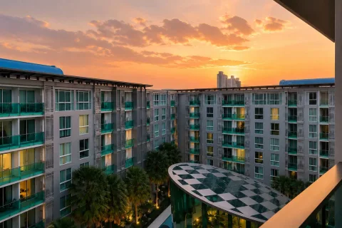 City Center Residence in Central Pattaya — landscaped area and leisure space