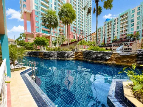 Grande Caribbean Condo Resort — квартиры в Паттайе — бассейн и общественная инфраструктура