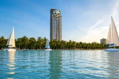 The Aeras Condo — квартиры на первой линии Джомтьена — общий вид проекта в районе Джомтьен / Нонг Пру
