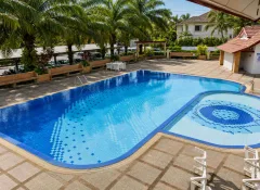 Central Park 4 Village — Houses and Villas in Pattaya — shared pool and communal facilities