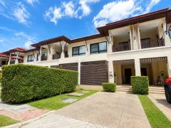 Laguna Village Townhome — таунхаусы в Банг Тао — общий вид проекта в районе Банг Тао / Чернг Талай