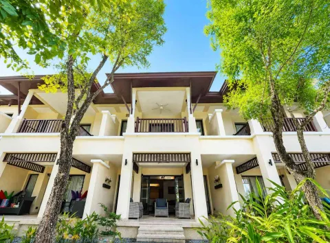 Laguna Village Townhome — таунхаусы в Банг Тао — архитектура и фасад комплекса