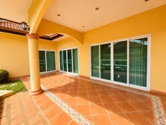 Single House Huay Yai — дом с 3 спальнями, 144 м² — спальня или приватная зона