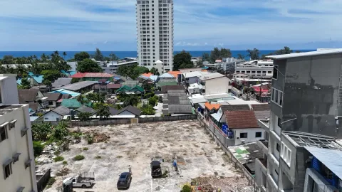 The Title KUARTZ — New Condominium in Karon — landscaped area and leisure space