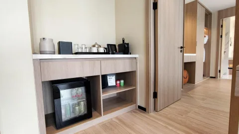 Laya Resort Phuket Phase 1 — бассейн и общественная инфраструктура